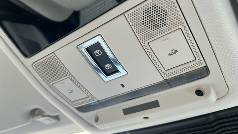 Land Rover Discovery Sport 2.0 P250 R-Dynamic SE 5dr Auto [5 Seat] Petrol Station Wagon